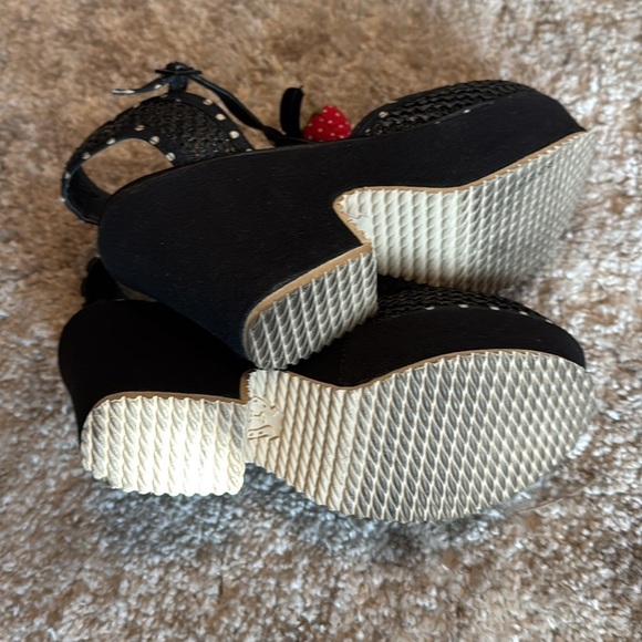 Black Polka Dot Wedge Sandals with Strawberry Accent - Picture 7 of 9